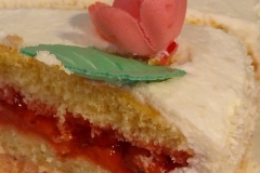 Erdbeer-Buttermilch-Torte